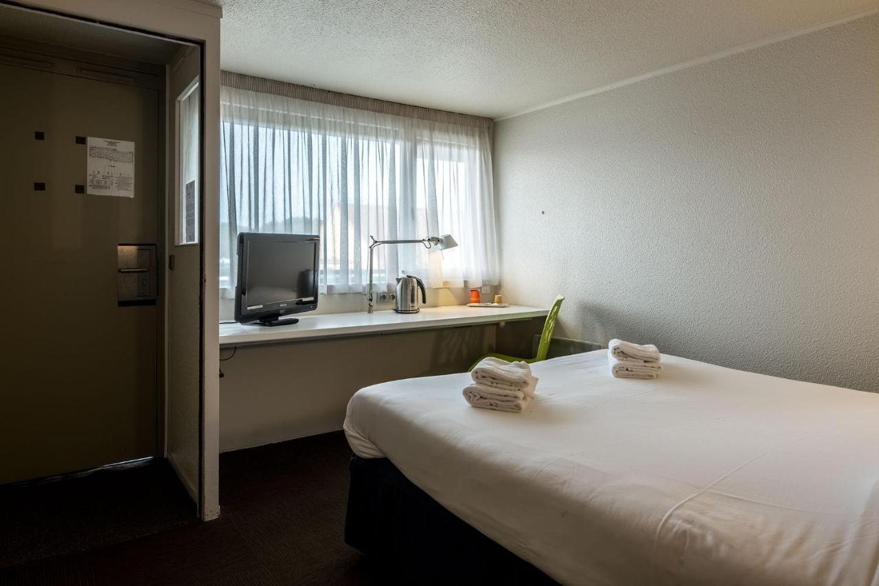 Hotel Le Cyrano Бержерак Екстериор снимка